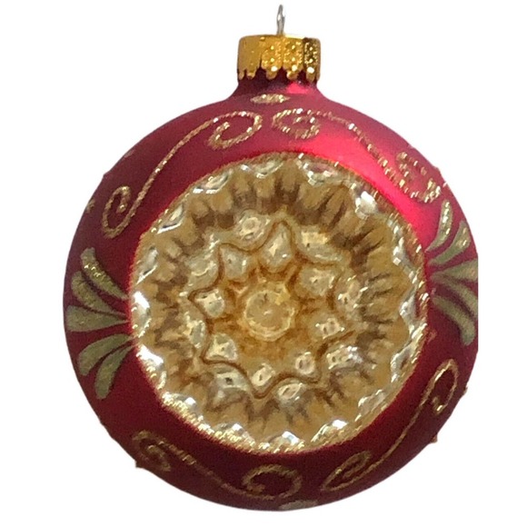 2 Unique Treasures Collection Limited Series Red Green Glass Indent Ornament - Picture 3 of 12